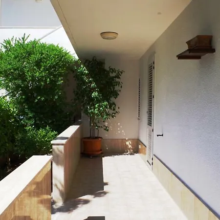 Casa Lucrezia - Casa בית נופש *